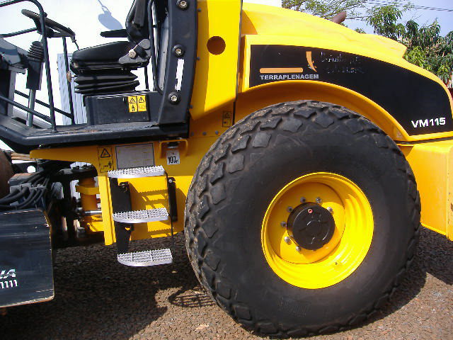 JCB Vibrador VM115 - 11/11 2