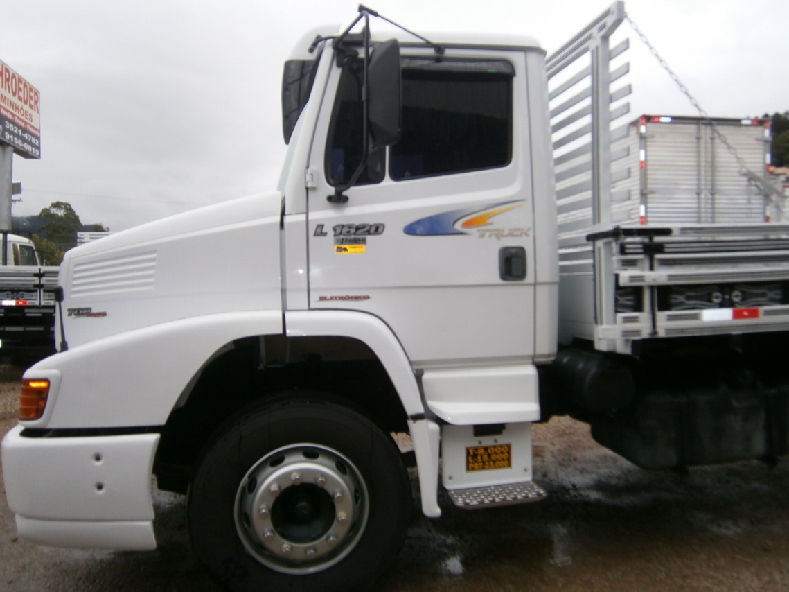 Mercedes Benz MB 1620 - 07/07 4