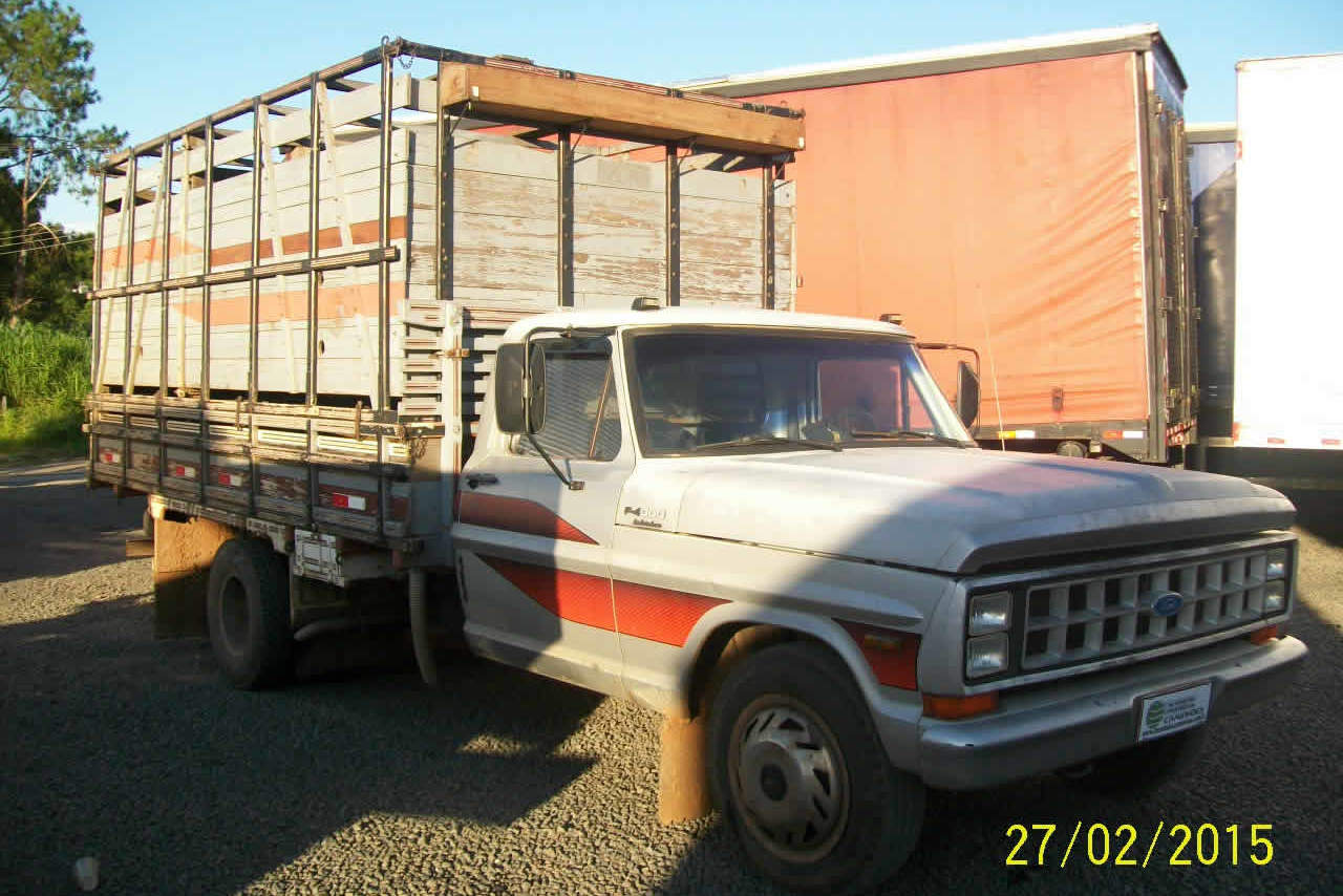Ford F4000 - 89/89 2