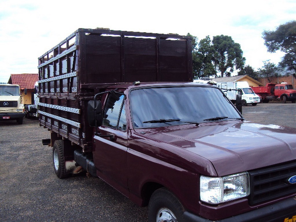 Ford F4000 - 95/95 2
