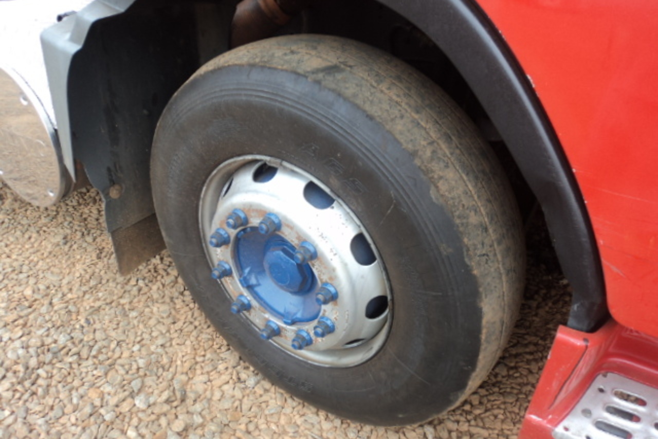 Volvo FH12 380 - 06/06 7