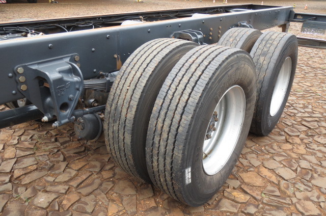 Iveco Tector 240 - 13/14 11