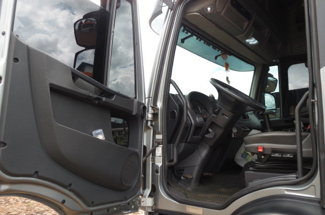 Iveco Tector 240 - 13/14 13