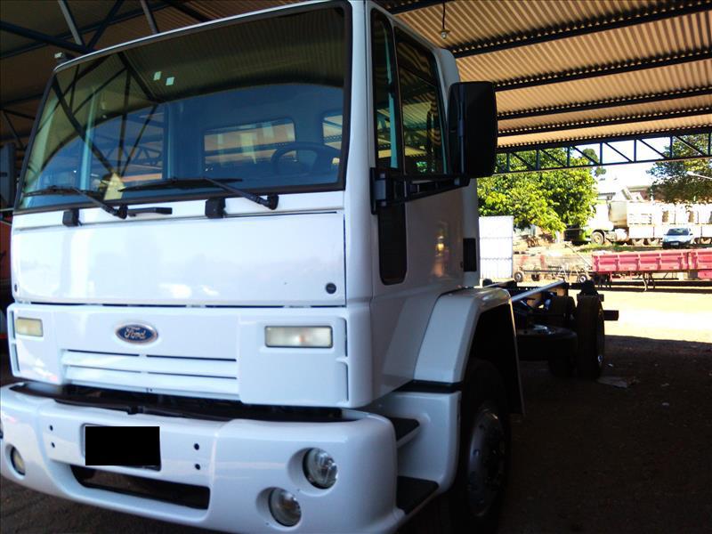 Ford Cargo1317 - 06/06 3