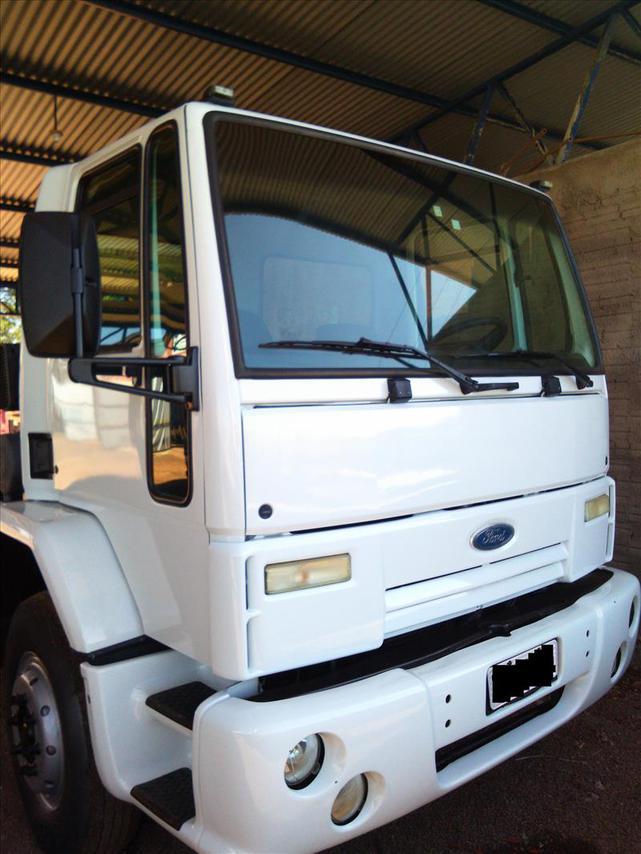 Ford Cargo1317 - 06/06 5