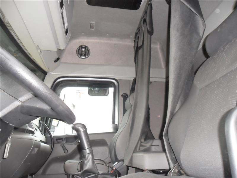 Volkswagen 24-280 E Constellation 6x2 - 13/13 6
