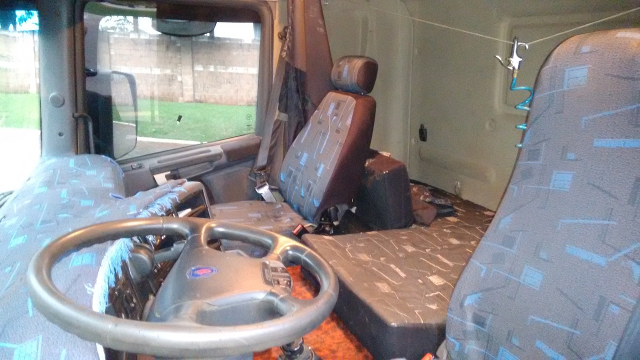 Scania G420 - 08/08 8