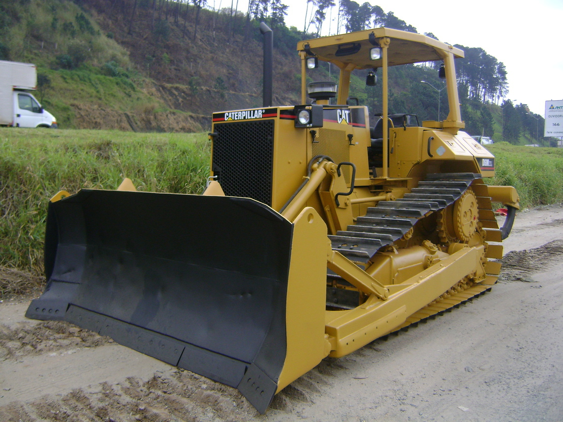 Caterpillar D6M - 97/97 4