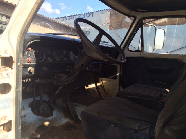 Ford F11000 - 91/91 8