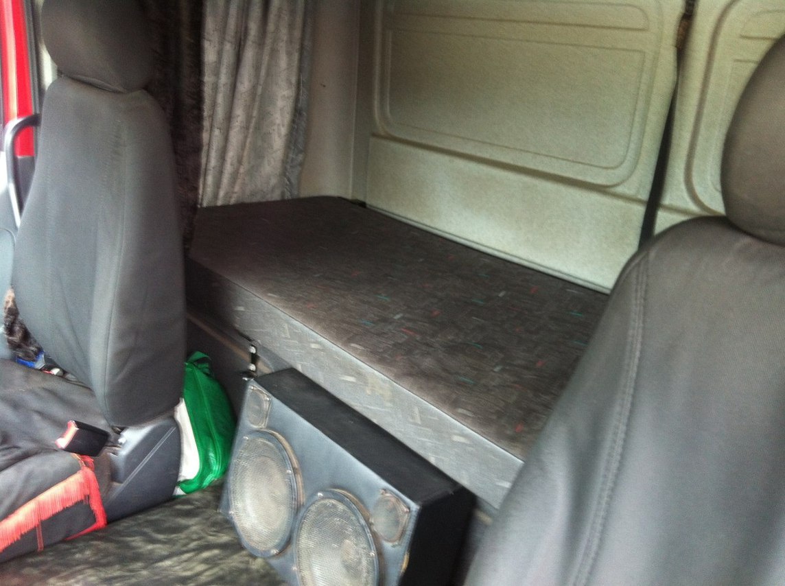 Mercedes Benz Axor 2544 - 10 5