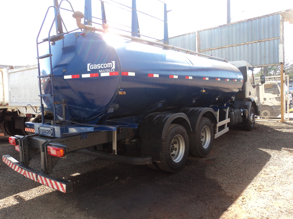 Volvo VM 270 - 12/12 5