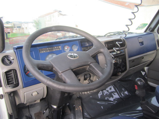 Volkswagen 17 220 - 09/09 7