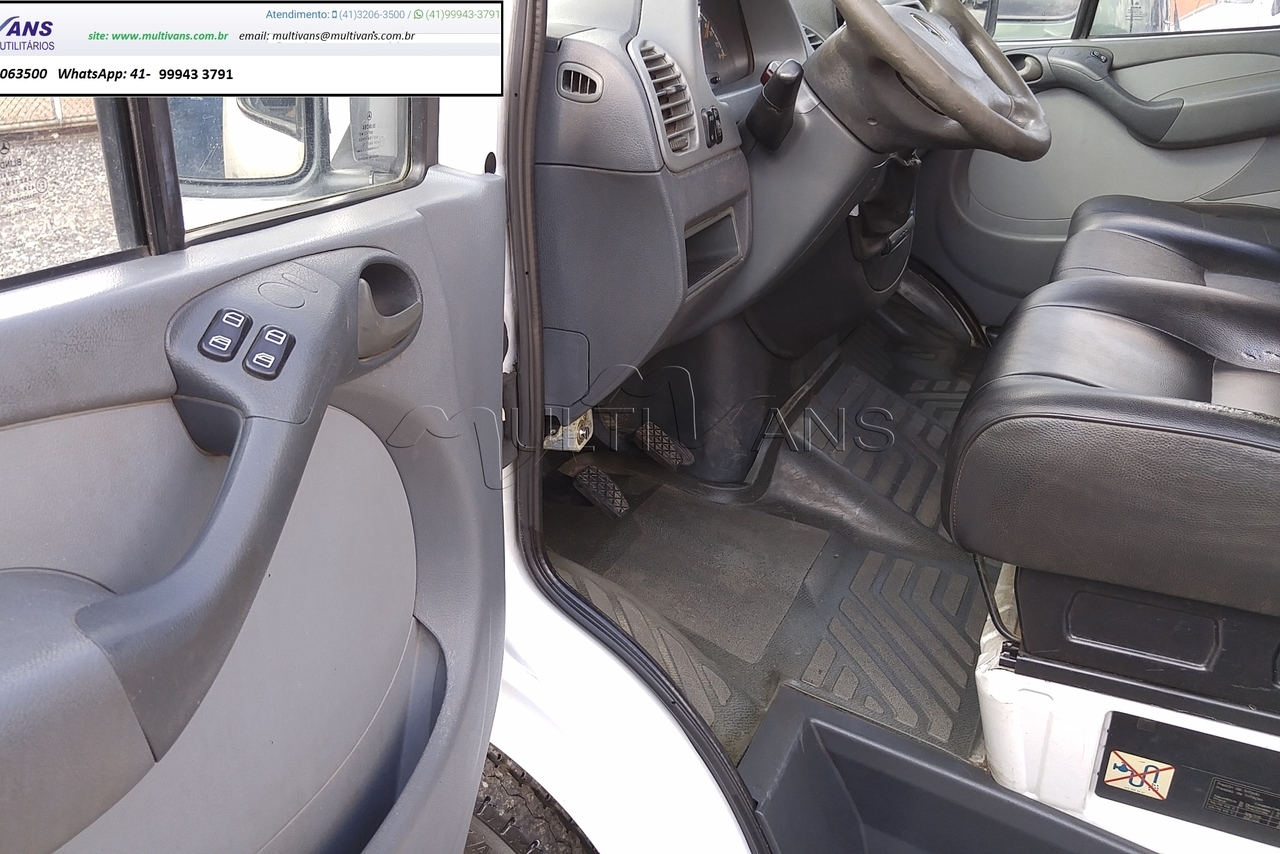 Mercedes Benz Sprinter Van 311 - 02/02 4