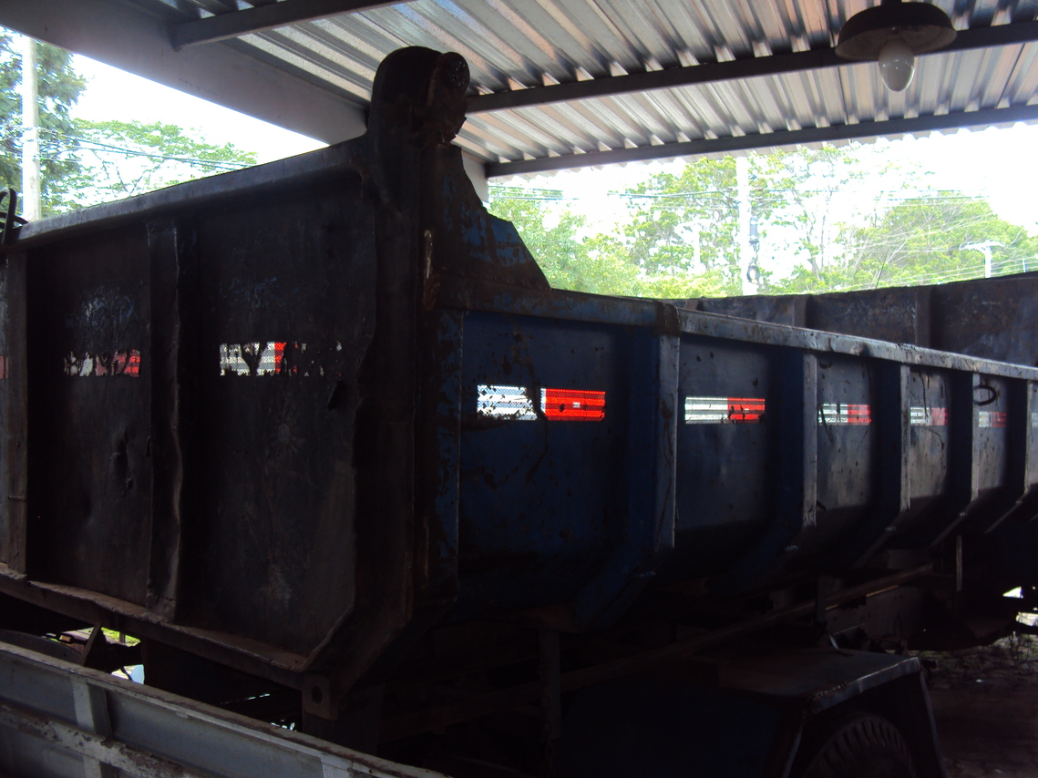 Ford F11000 - 80/81 11