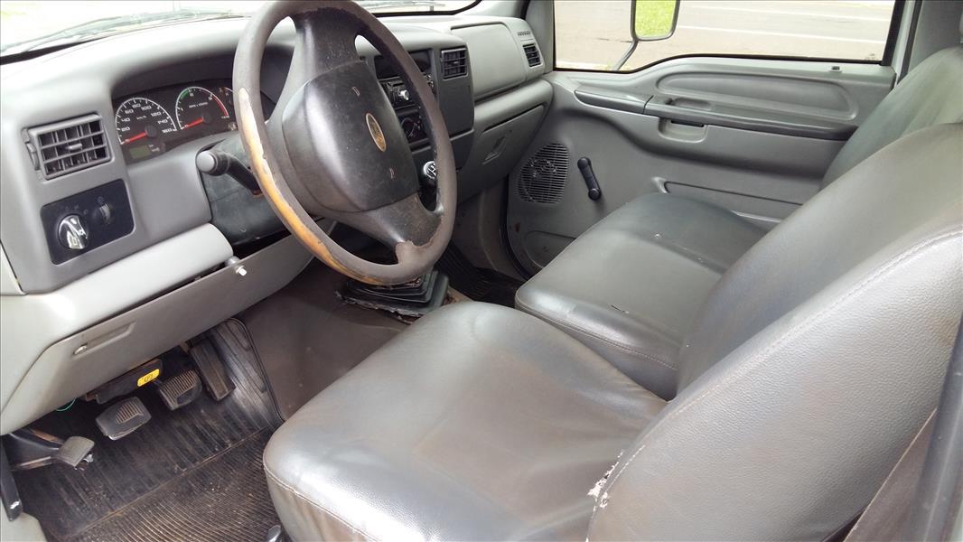 Ford F350 - 05/06 5