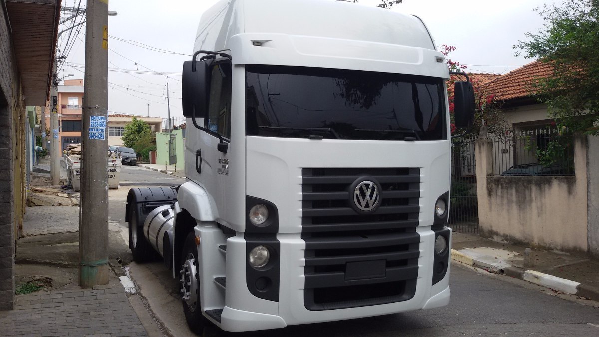 Volkswagen 19-320 Titan - 08/08 5