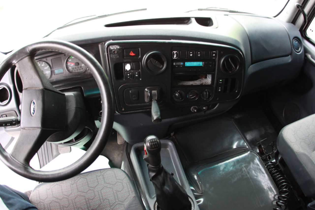 Ford Cargo2428 - 11/12 13