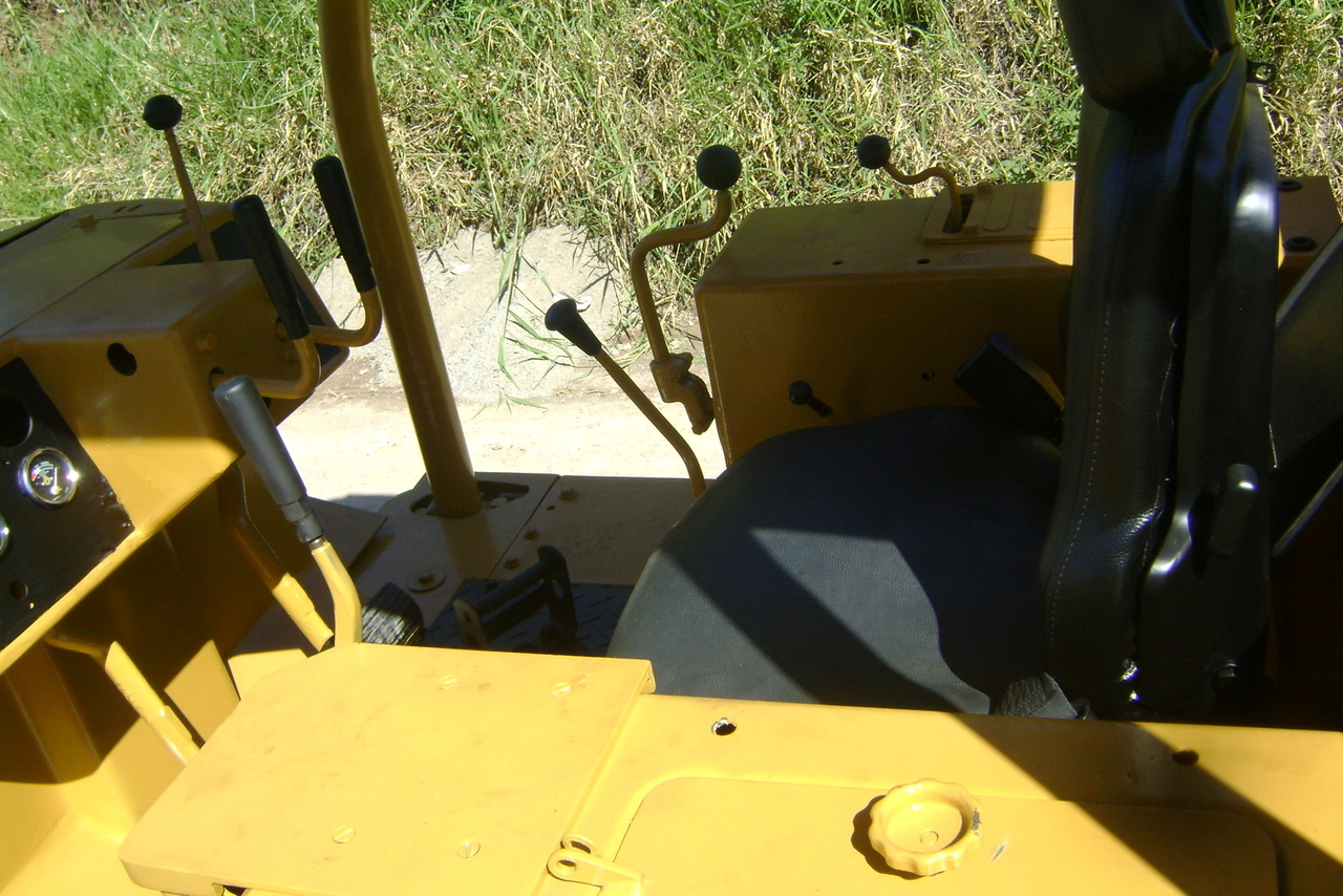 Caterpillar D4E - 89/89 10