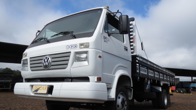 Volkswagen 8 120 - 04/04 8