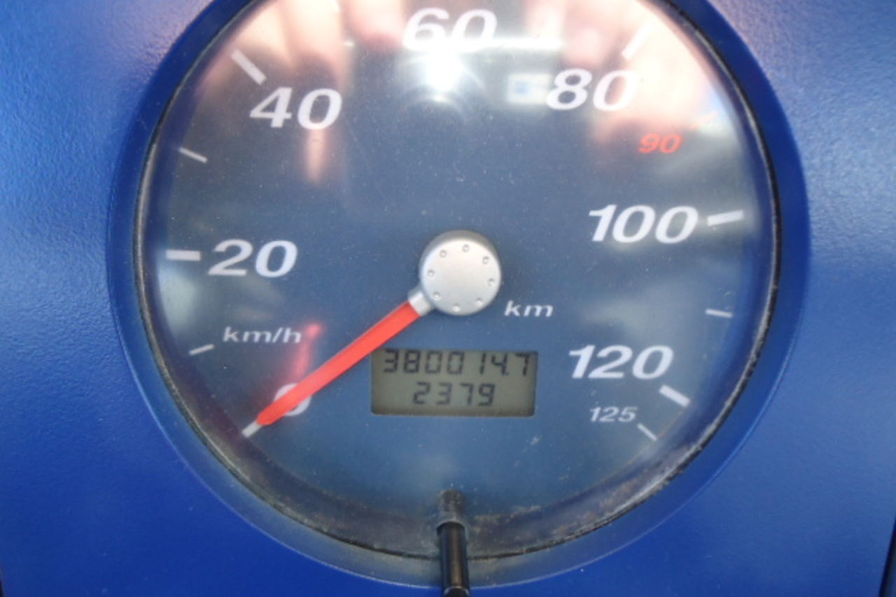 Volkswagen 26-260 - 08/09 14