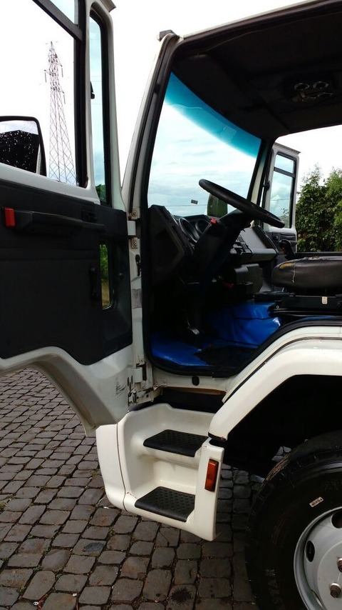 Ford Cargo1317 - 08/09 13
