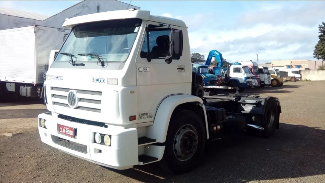 Volkswagen VW 18310 - 02/02 1