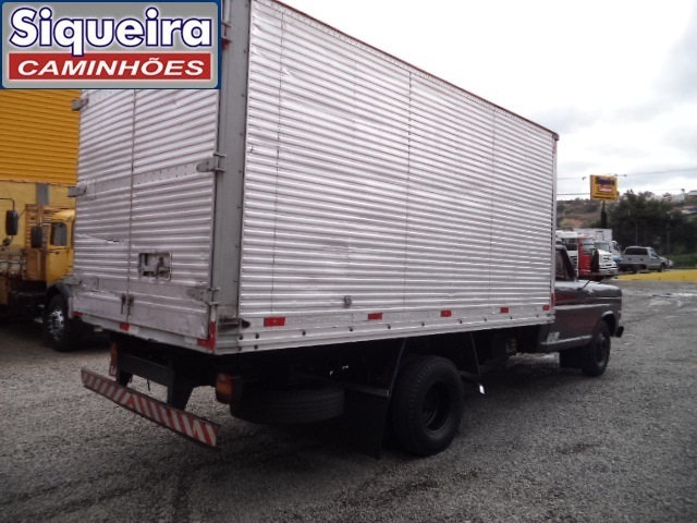 Ford F4000 - 89/89 6