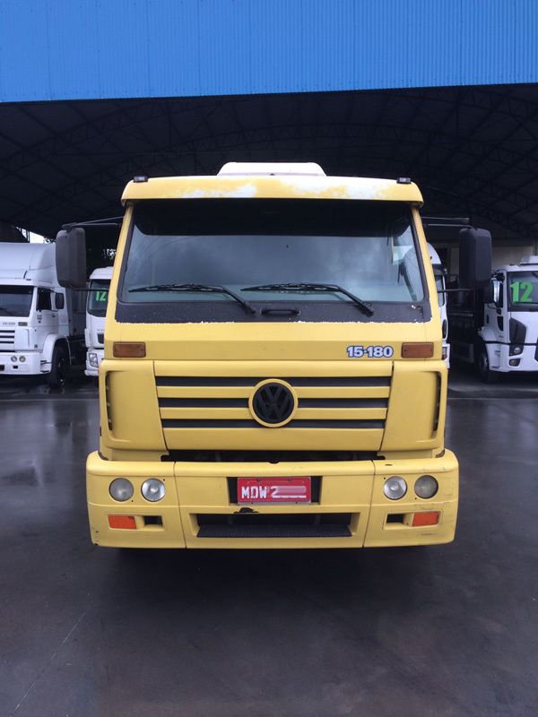 Volkswagen 15-180 E Constellation - 03/03 3