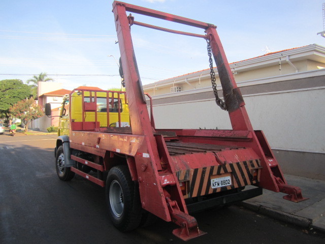 Volkswagen 13-180 - 05/05 3