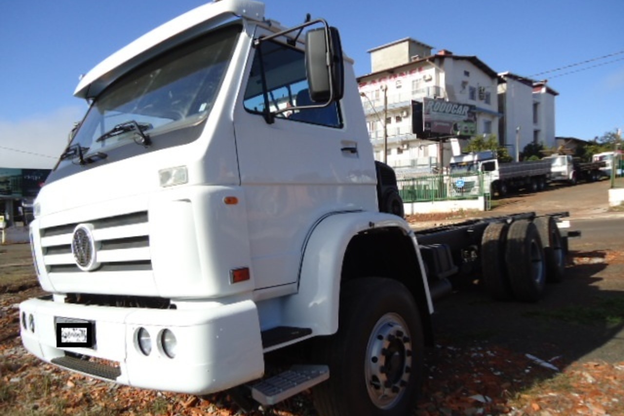 Volkswagen 26-260 - 08/09 18