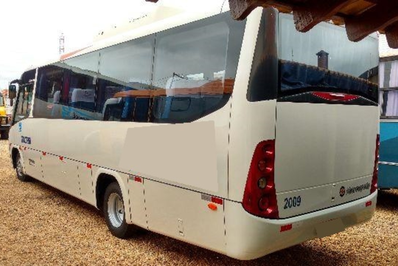 Mercedes Benz Accelo 915 - 09/09 4