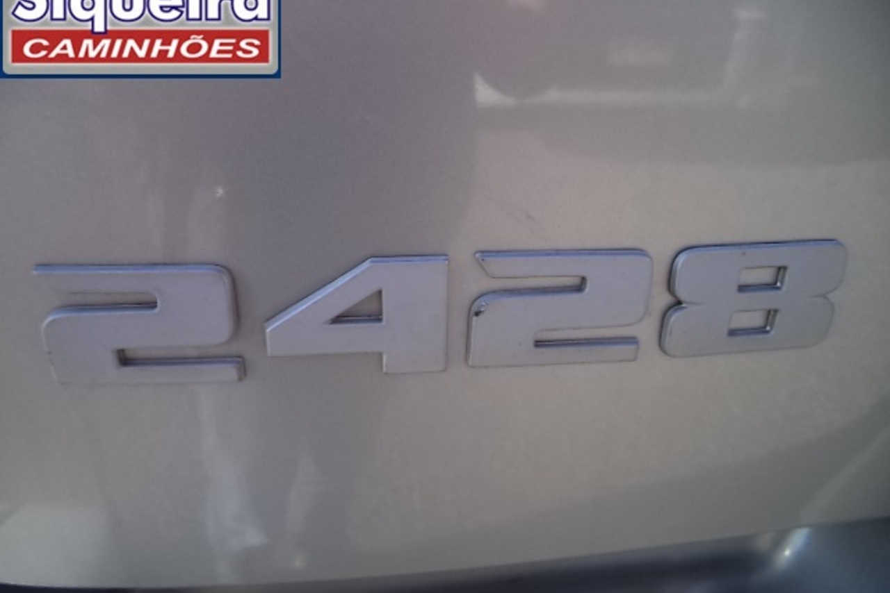 Ford Cargo2428 - 12/12 2