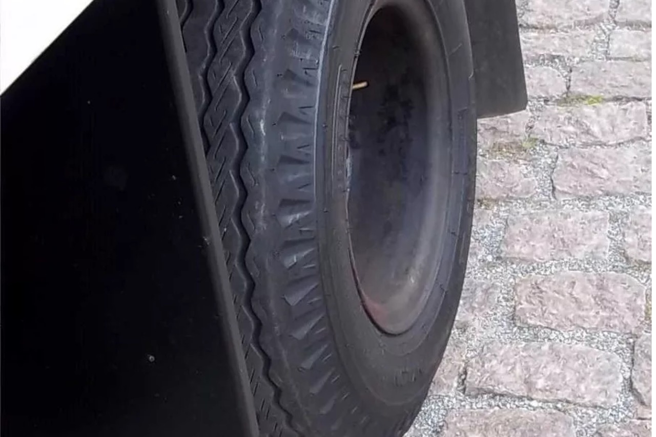 Volkswagen 8 150 - 93/94 11