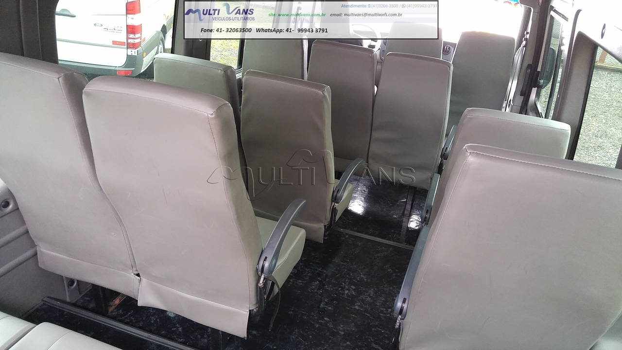 Renault Master Minibus - 13/13 13