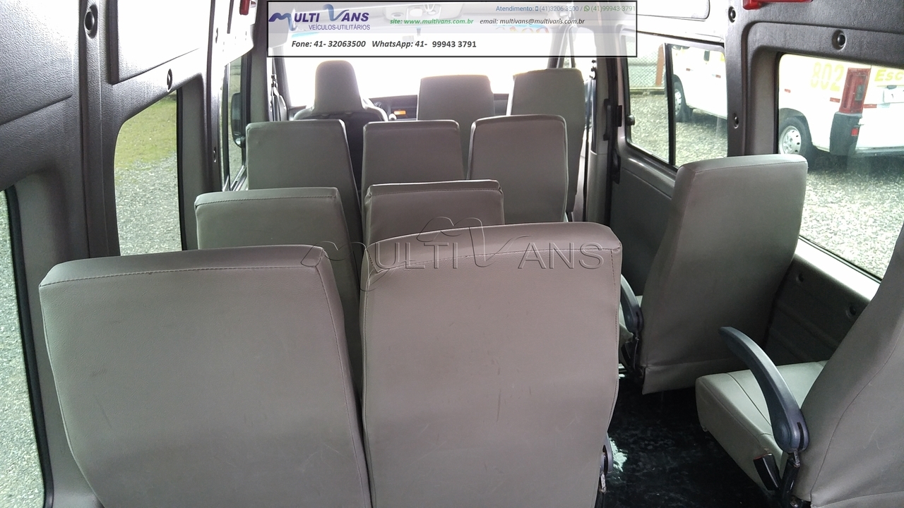 Renault Master Minibus - 13/13 23
