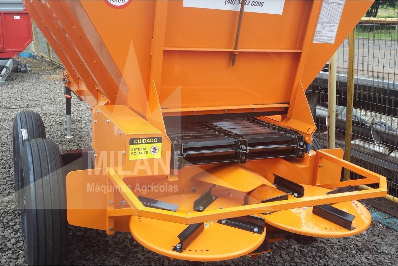 Budny Capacidade 5500 kg Eixo tandem -  3