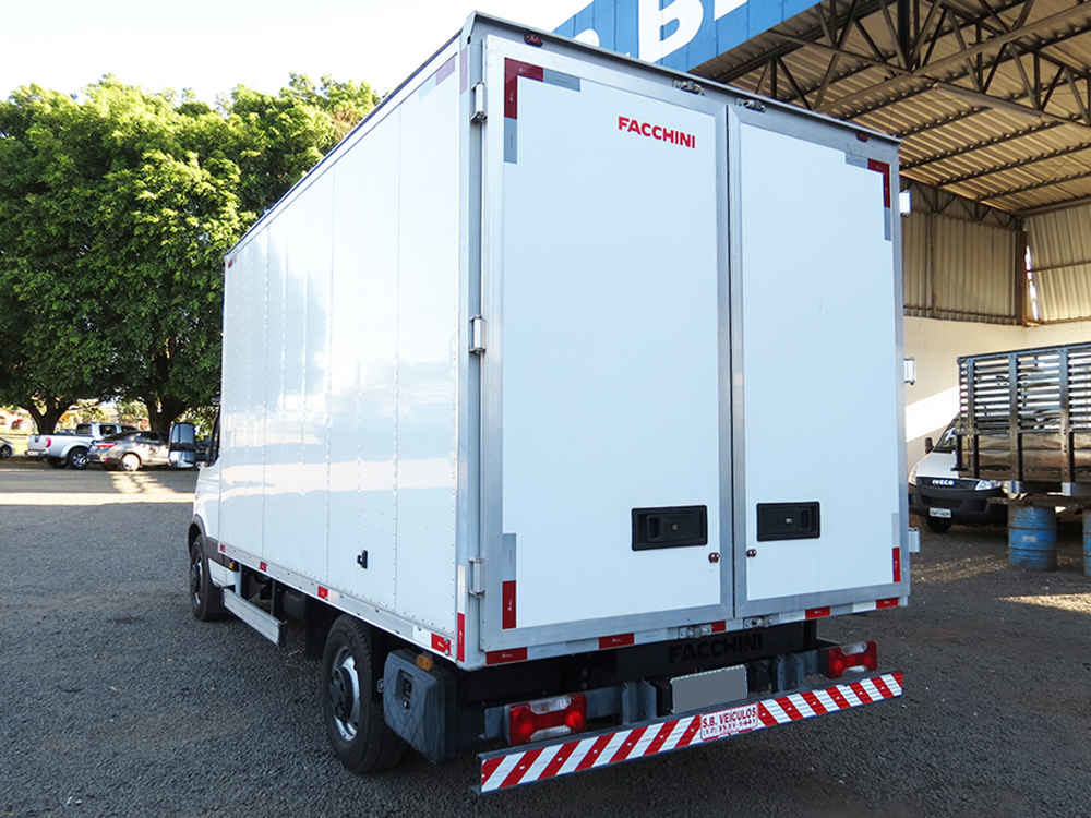 Iveco 35S14 - 12/13 7