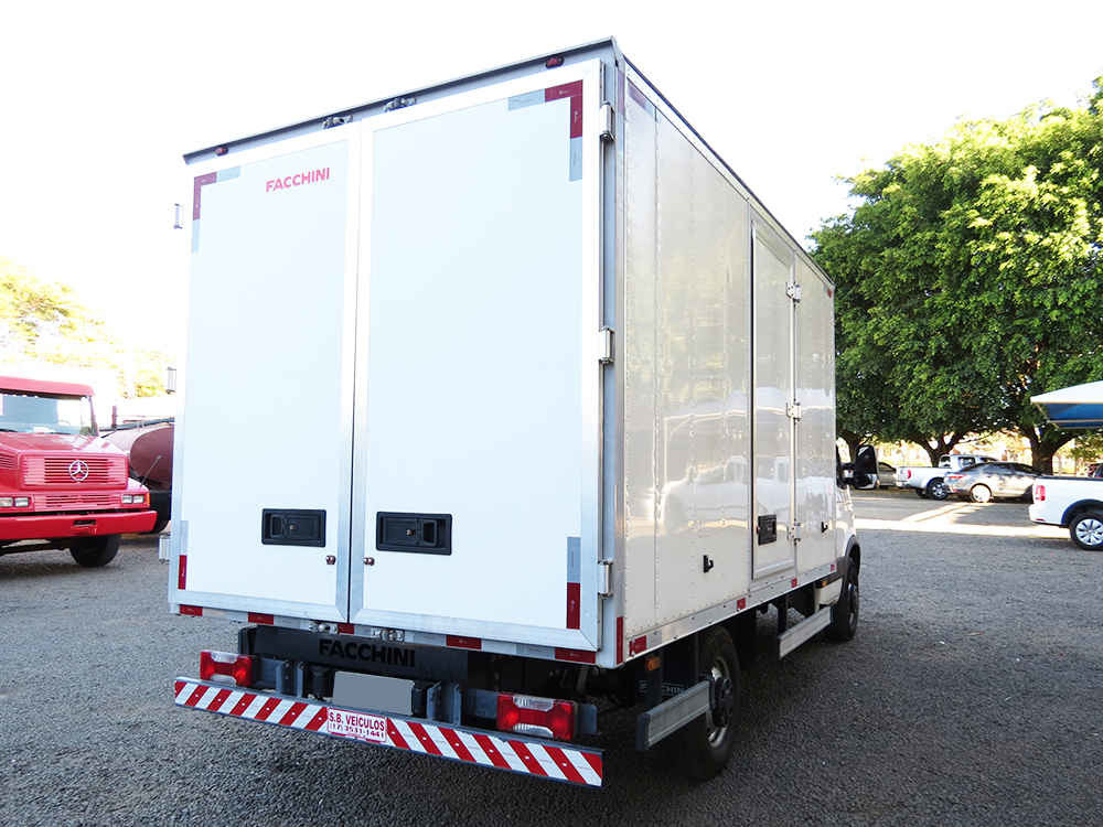 Iveco 35S14 - 12/13 8