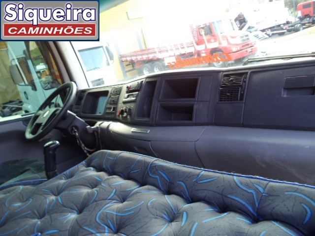 Volkswagen 24-250 E Constellation 3-Eixos - 11/11 11