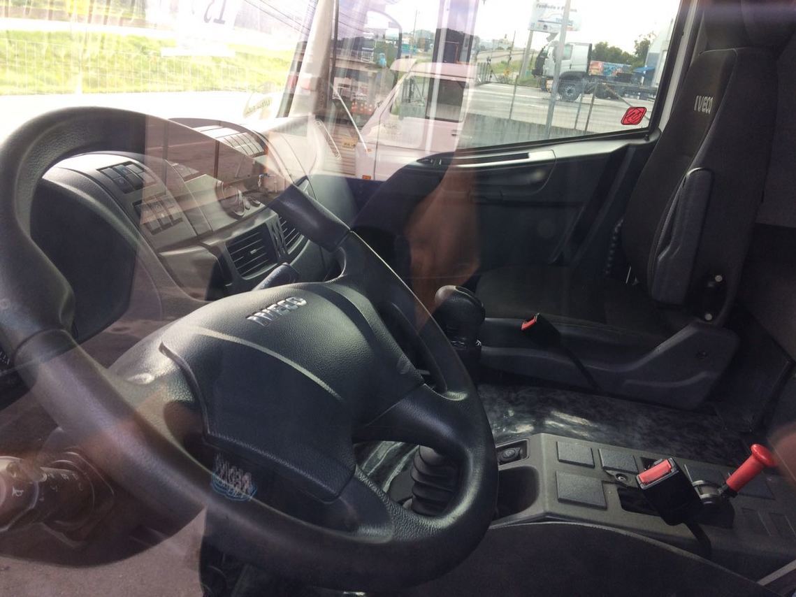 Iveco Tector 240 - 13/13 10