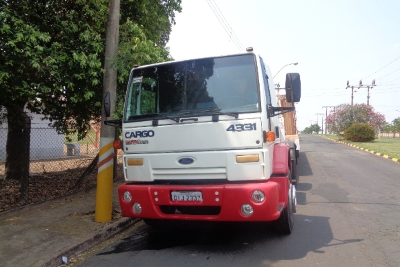 Ford Cargo4331 - 03/03 4