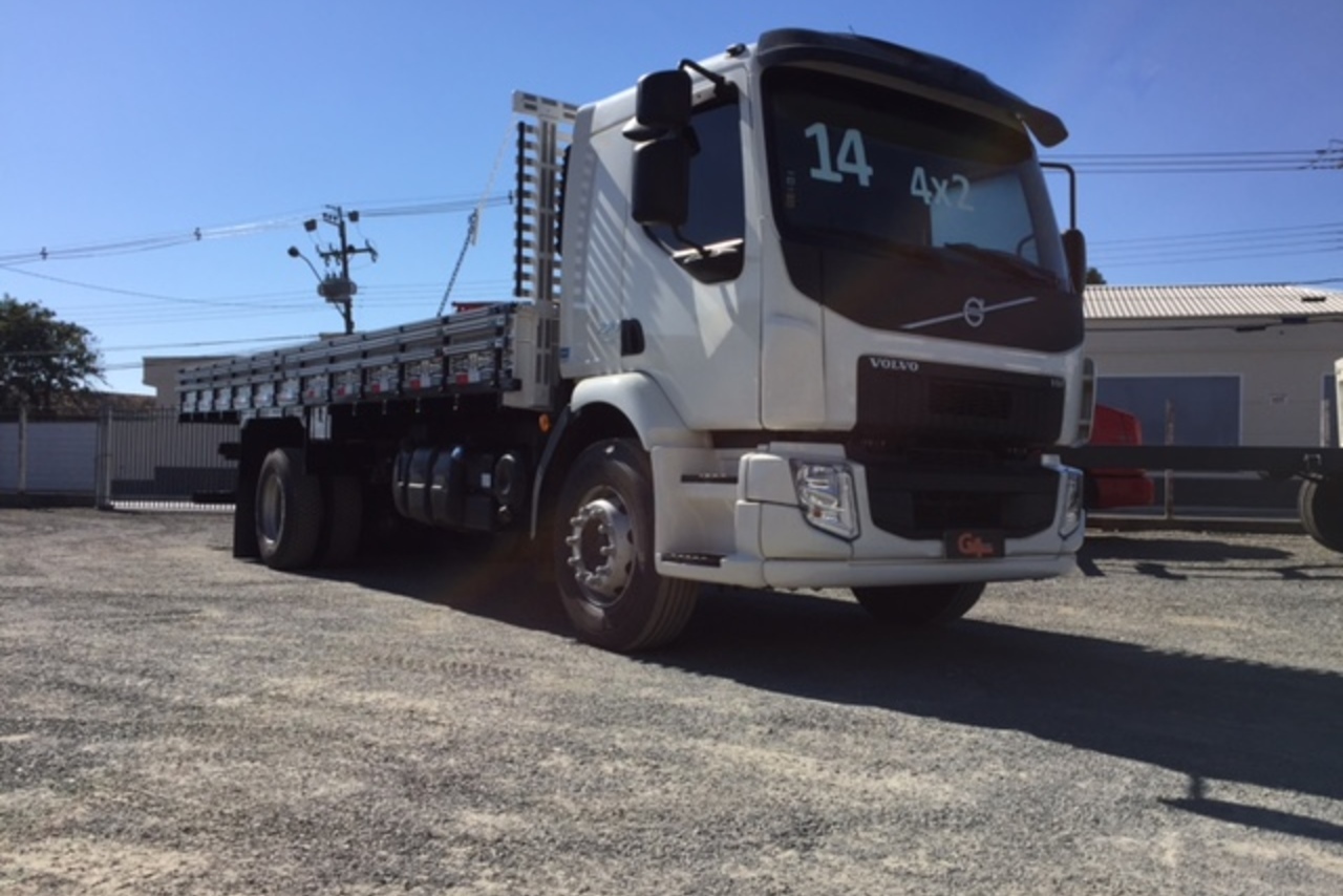Volvo VM 270 - 14/14 3