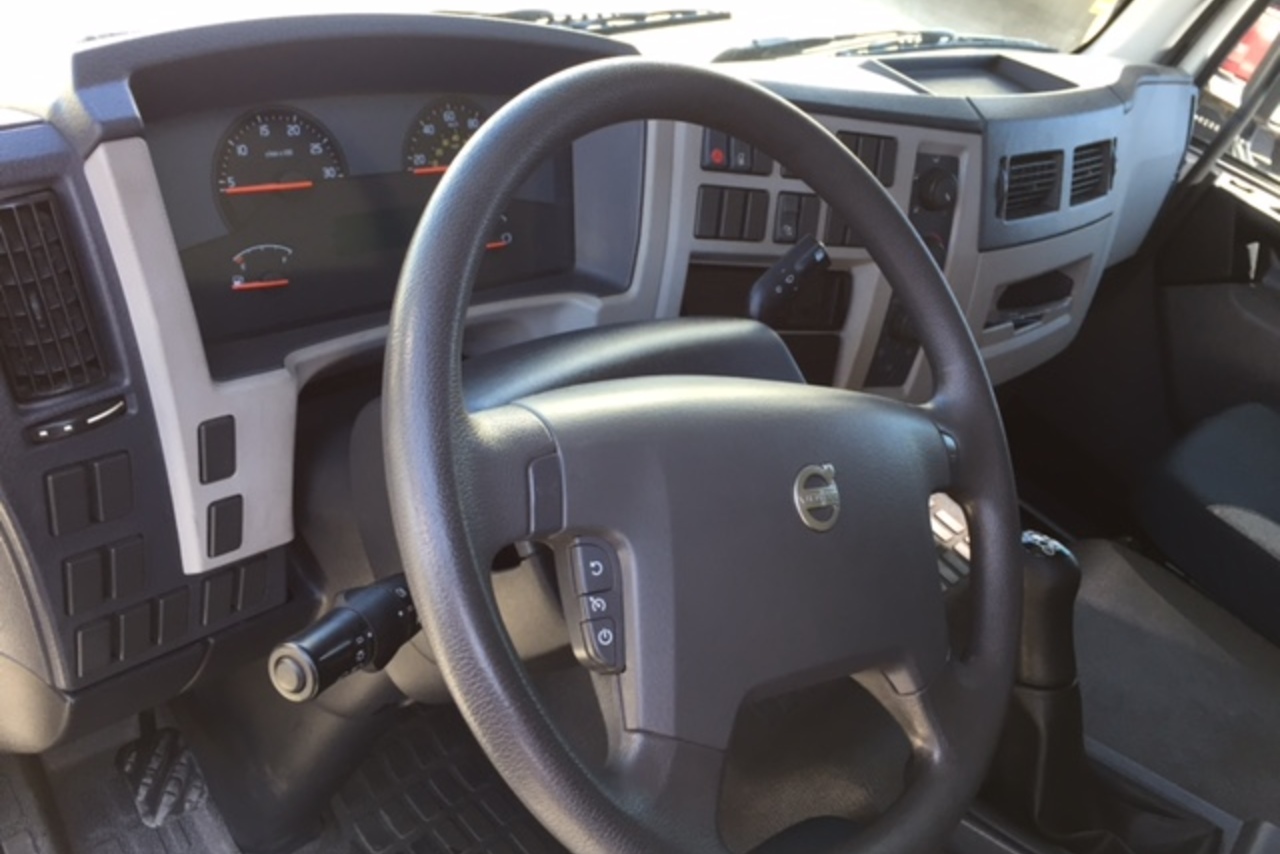 Volvo VM 270 - 14/14 9