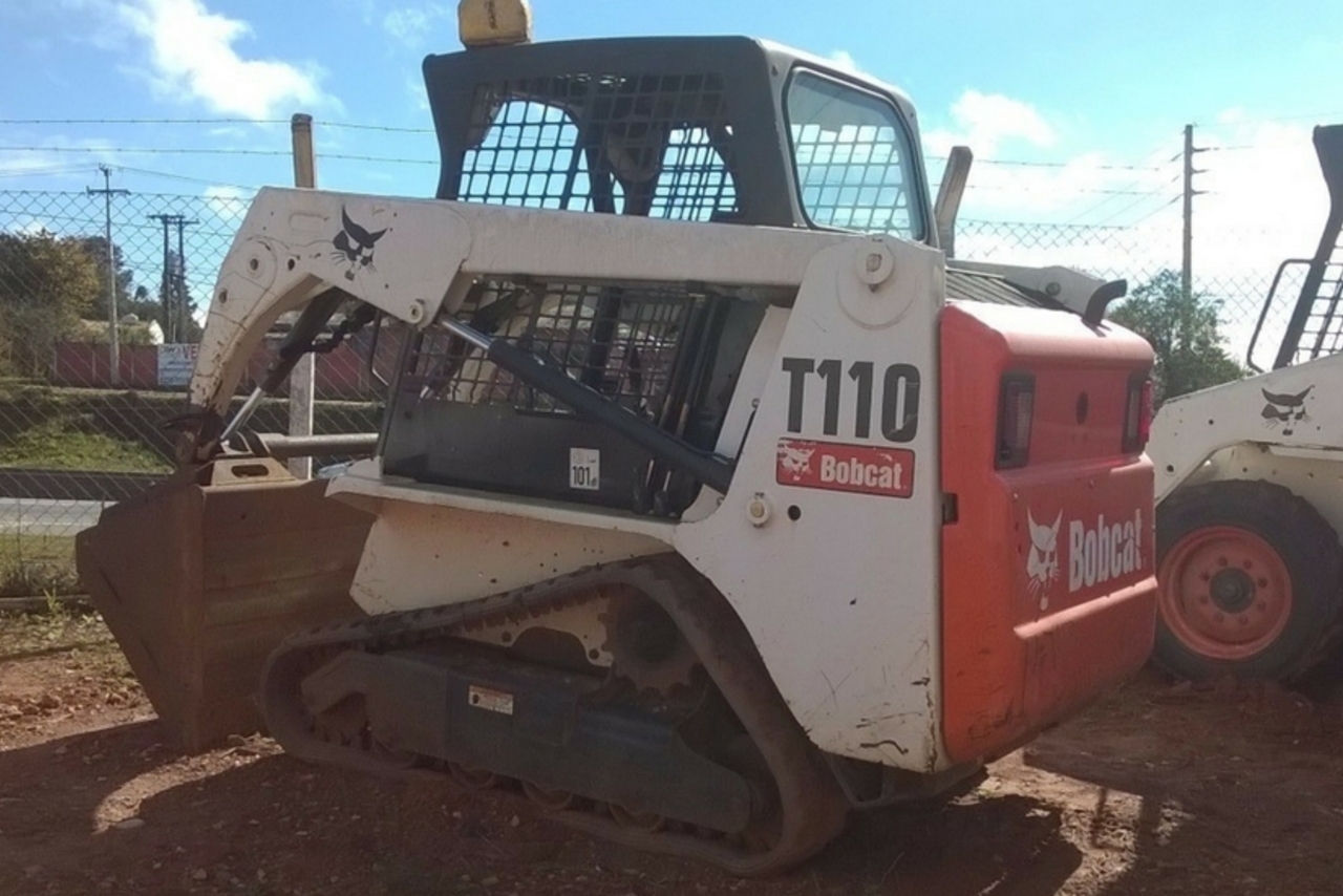 Bobcat T110 - 10 4