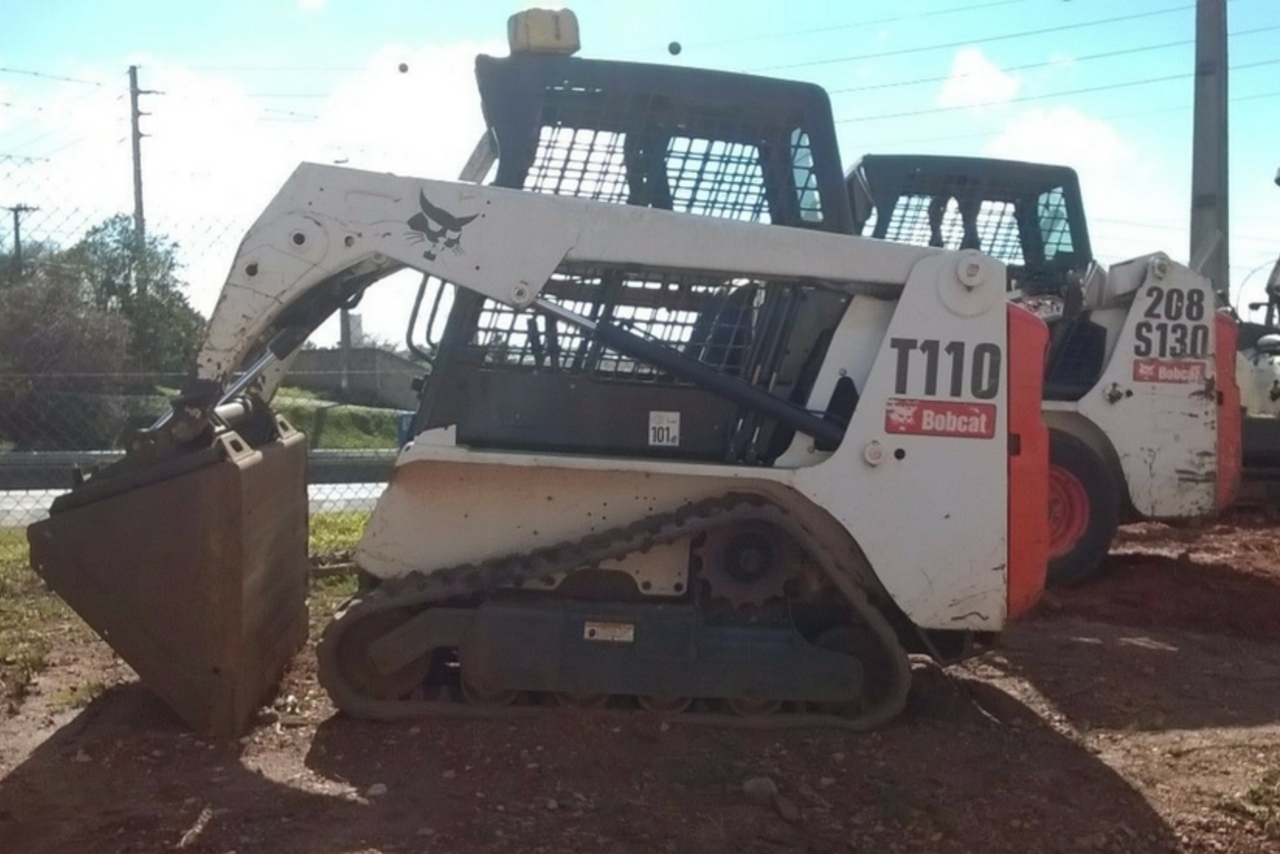 Bobcat T110 - 10 6