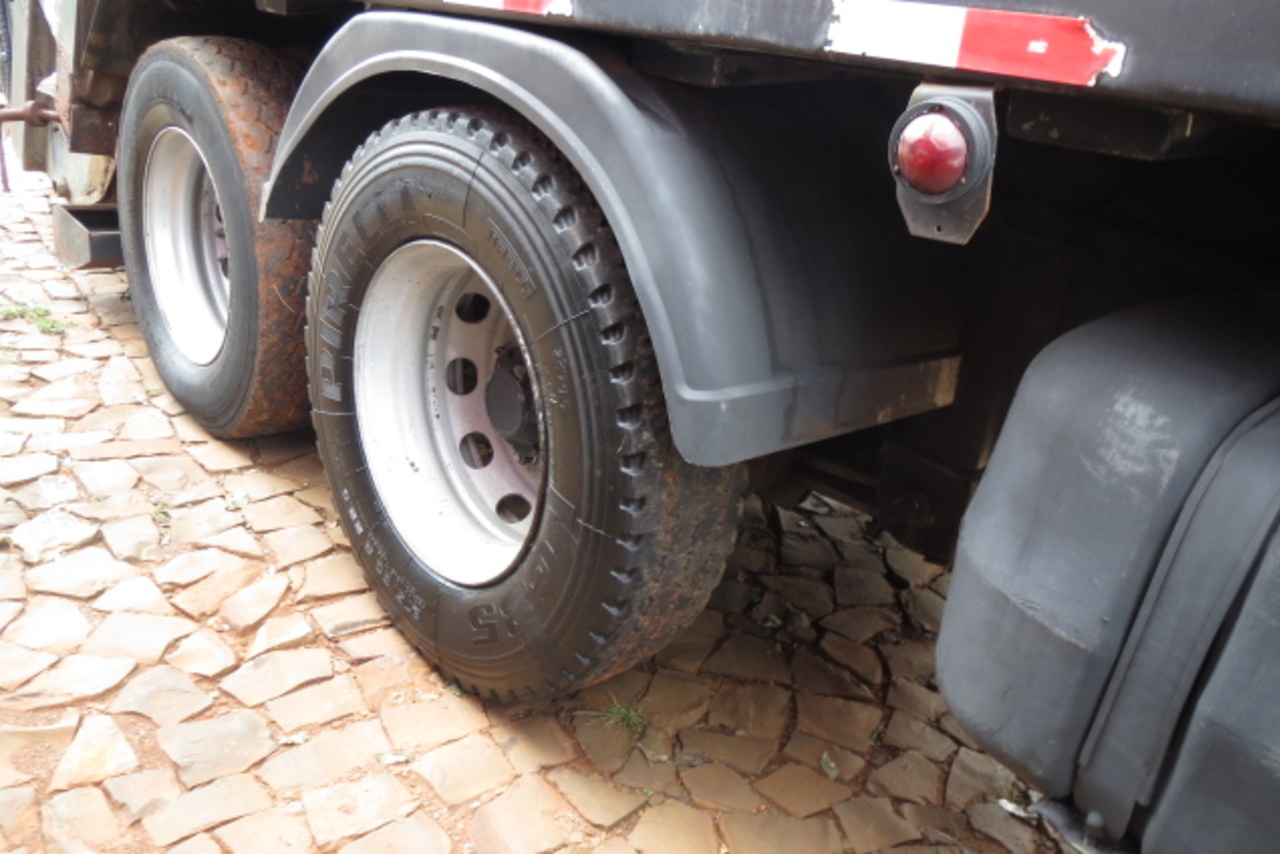Volkswagen 17 220 - 08/09 11