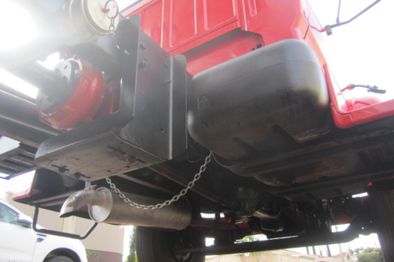 Ford F12000 - 95/95 17