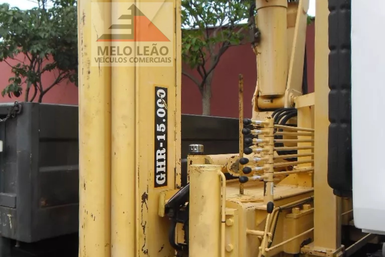 Volvo VM260 - 08/08 6