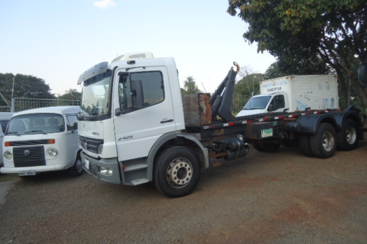 Mercedes Benz Atego 2425 - 08/08 2