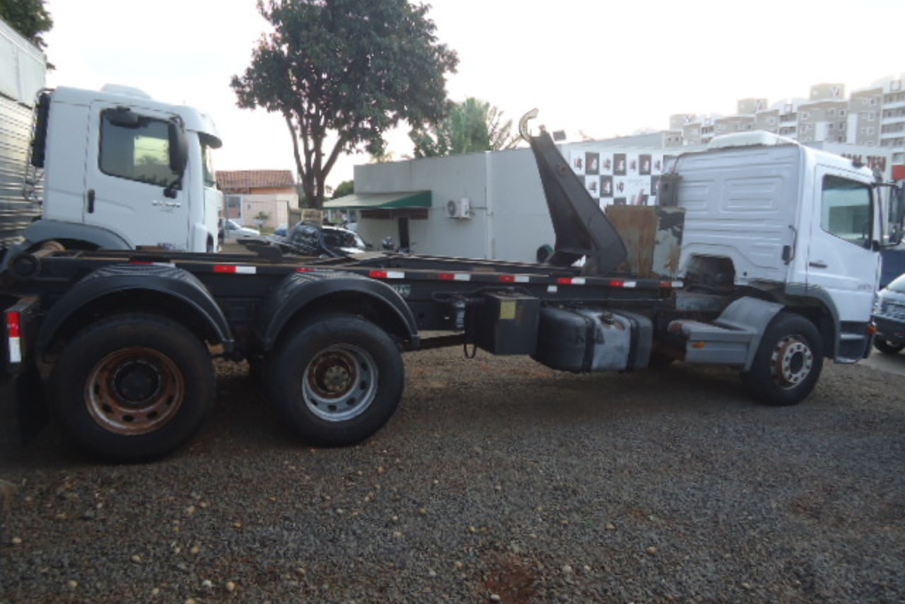 Mercedes Benz Atego 2425 - 08/08 5